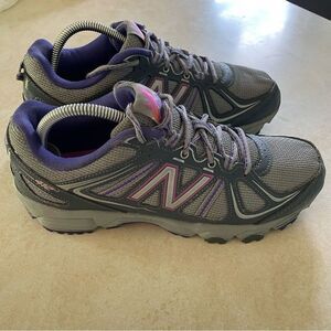 New Balance 412 Size 9.5 women’s shoes all terrain gray purple sneakers